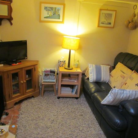 Bwthyn Bach Fishermans Cottage Barmouth Exterior photo